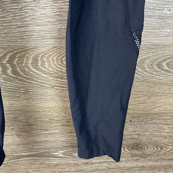 Lululemon reflective leggings high rise EUC Size 6 - Picture 10 of 16